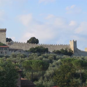 Castiglione_del_Lago_-_Fortezza_01